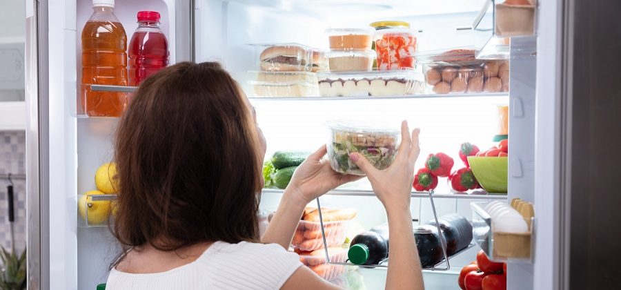 Get The Low-down On How To Clean A Fridge - The Blog