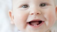 How to take care of babies’ first teeth