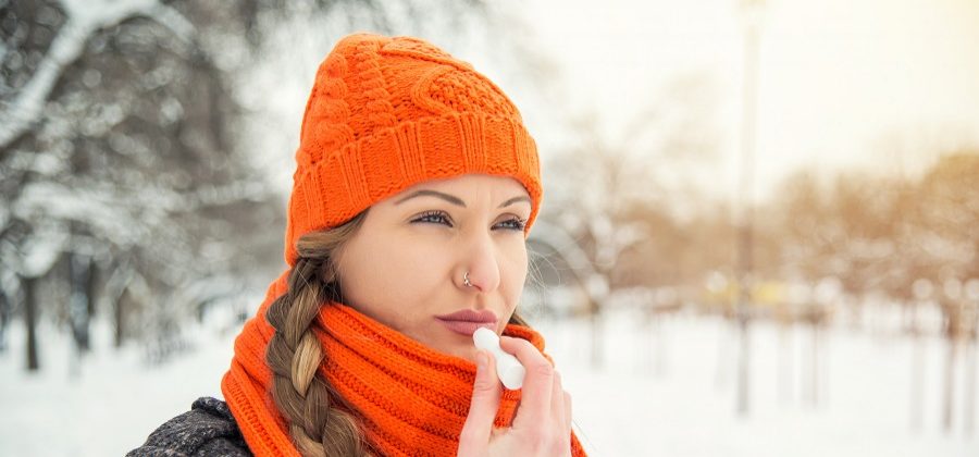 How to stop peeling lips in winter